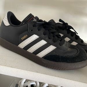 Kids Adidas indoor soccer shoes